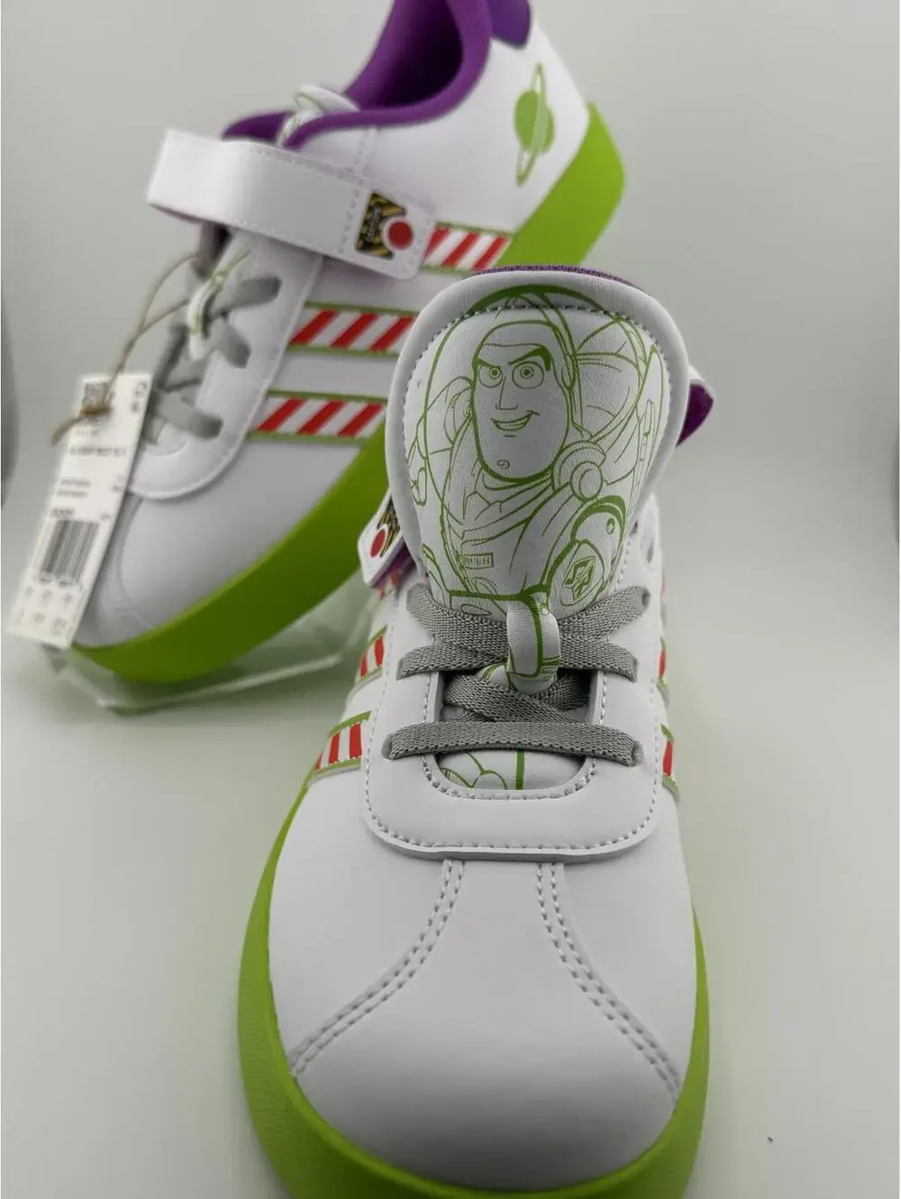 Adidas Pixar Buzz Lightyear Kids Sneakers White Green Purple Size 3 - Picture 2 of 5